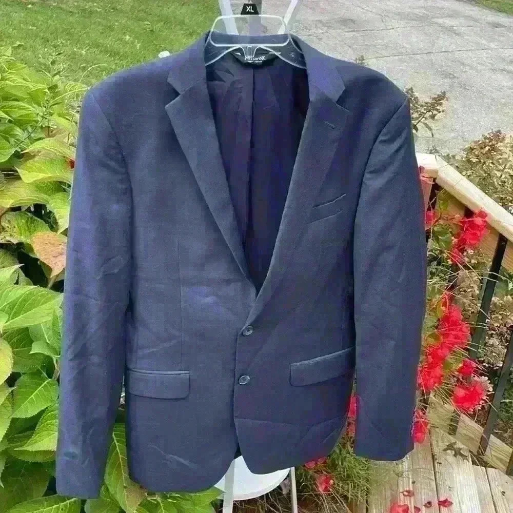 Jos A. Bank mens navy blue jacket size 39 long travelers collection slim fit